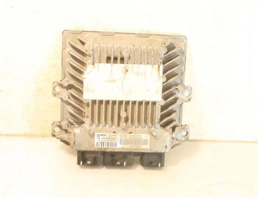PEUGEOT 307 1 generation (2001-2008) Engine Control Unit ECU 5WS40104C-T 32911774