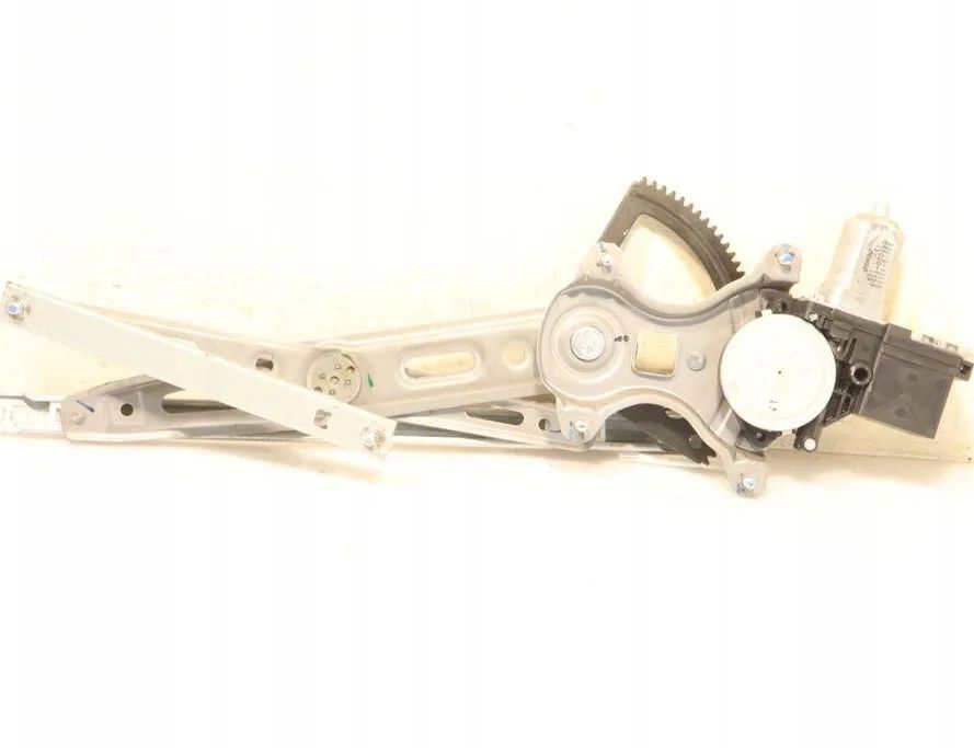 HYUNDAI i20 PB (1 generation) (2008-2014) Regulátor okna ľavých predných dverí 32913111