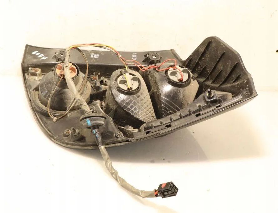 CHEVROLET Aveo T300 (2011-2020) Фонарь задний левый E1313161 32917006