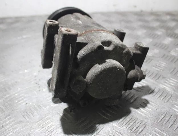 HYUNDAI i30 FD (1 generation) (2007-2012) Klimatizačné čerpadlo F500JDCCE12 32917881