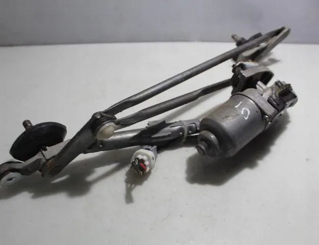 TOYOTA Yaris 2 generation (2005-2012) Front Windshield Wiper Mechanism 32926130