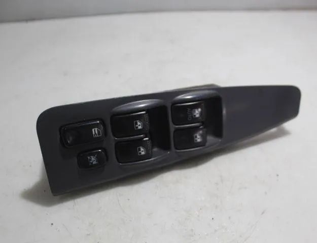 KIA Cerato 1 generation (2004-2009) Кнопка стеклоподъемника передней правой двери 32927503