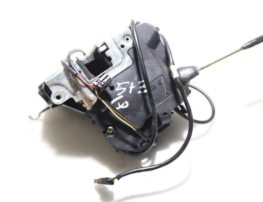 MERCEDES-BENZ C-Class W203/S203/CL203 (2000-2008) Front Right Door Lock 32928768
