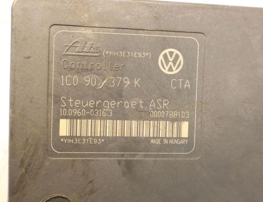 SKODA Octavia 1 generation (1996-2010) ABS Pump 32938007