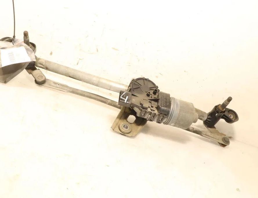 OPEL Astra J (2009-2020) Front Windshield Wiper Mechanism 32941085