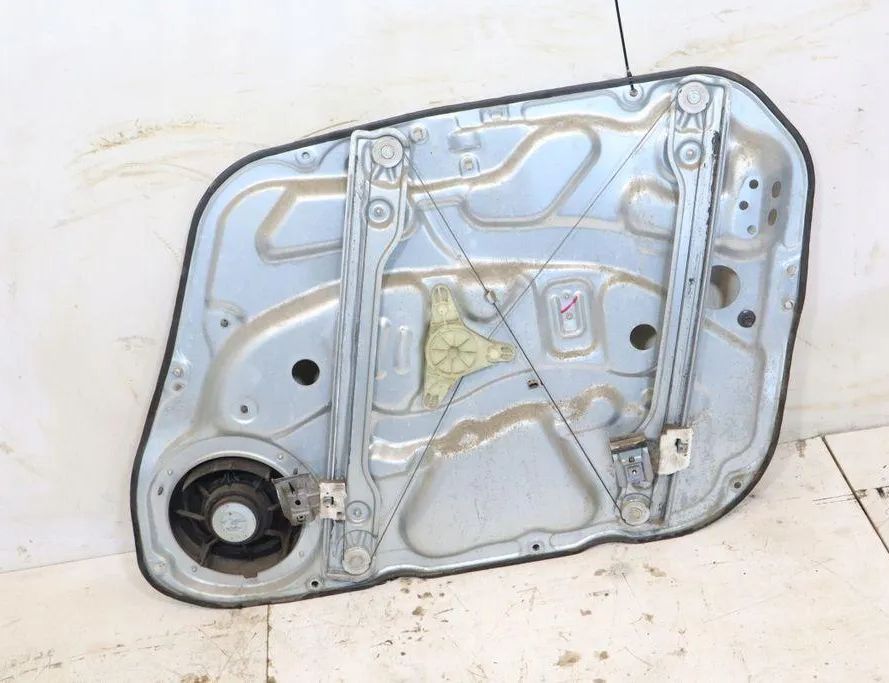 HYUNDAI i30 FD (1 generation) (2007-2012) Regulátor okna pravých zadných dverí 32945073