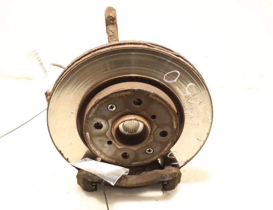 SUZUKI Swift 3 generation (2004-2010) Pravý predný náboj kolesa 32947057