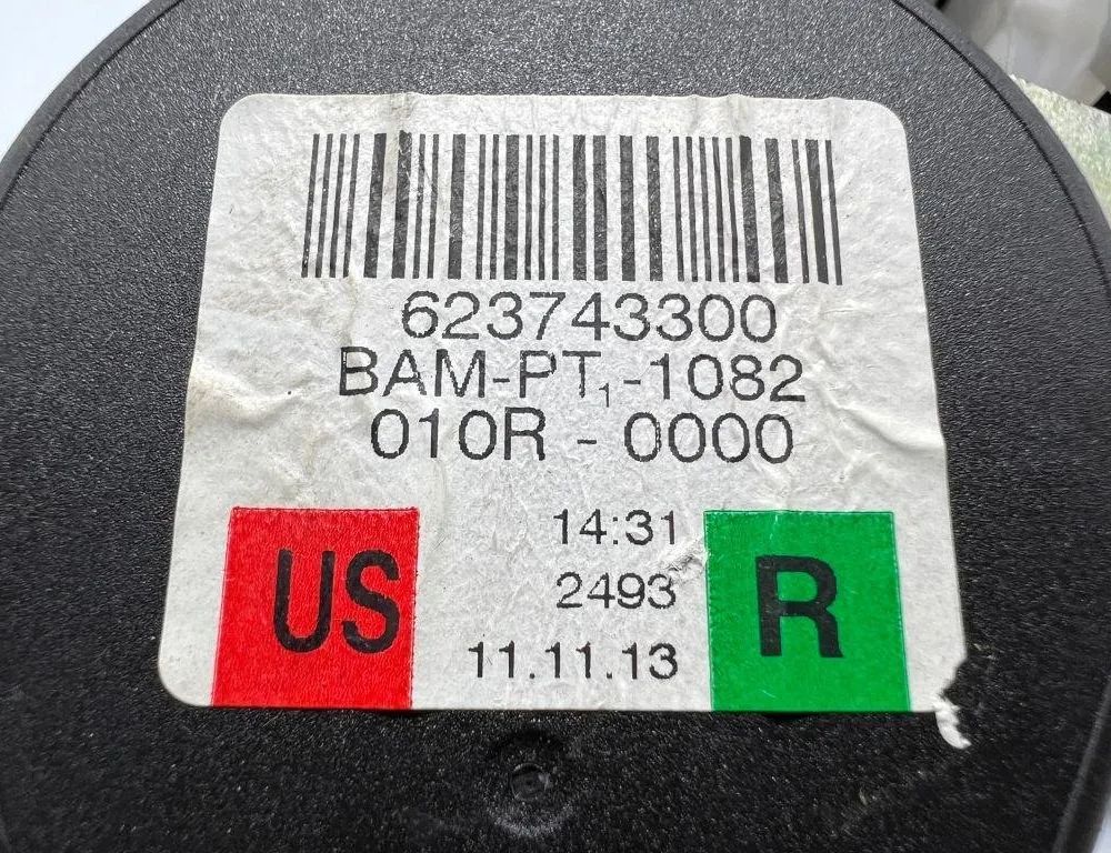 BMW 7 Series F01/F02 (2008-2015) Pravý predný bezpečnostný pás 010R0000,BAMPT1082 31893420