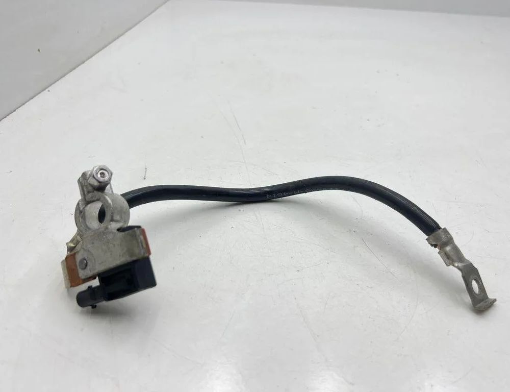 BMW 4 Series F32/F33/F36 (2013-2020) Negatívny kábel batérie 9322900 31947049