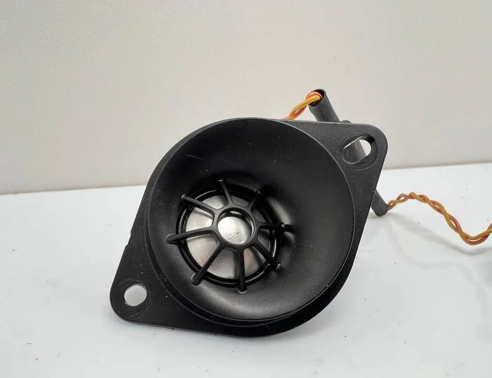 BMW 4 Series F32/F33/F36 (2013-2020) Dashboard Sound Speaker 8907014001,9226358 31996257