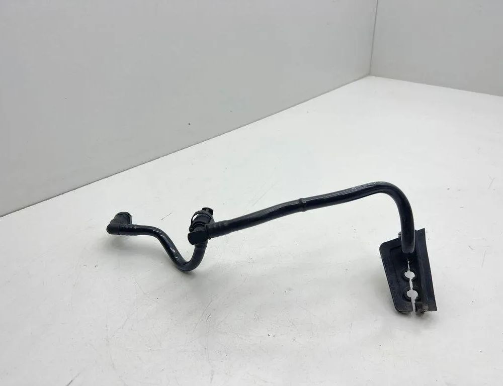 BMW X3 F25 (2010-2017) Vákuová trubica 7601021 31999324