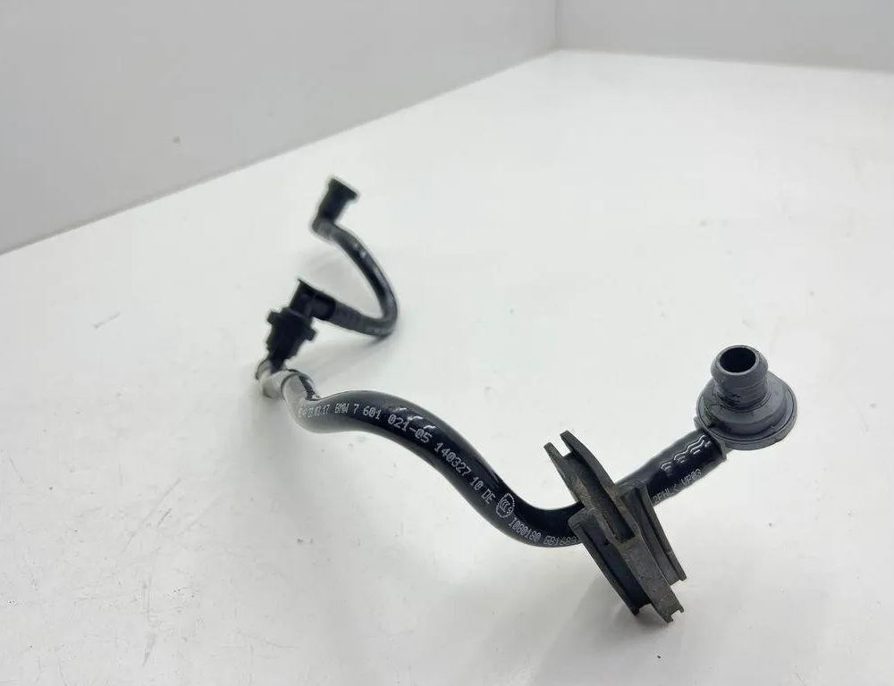 BMW X3 F25 (2010-2017) Vákuová trubica 7601021 31999324