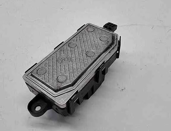 FORD Kuga 3 generation (2019-2023) Реле вентилятора печки салона 161110,AV6N19E624AB,6652A,A600500700 32420218