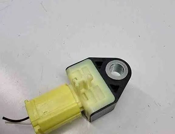 LEXUS RX 4 generation (2015-2024) Датчик удара передний левый 8983147050 32425105