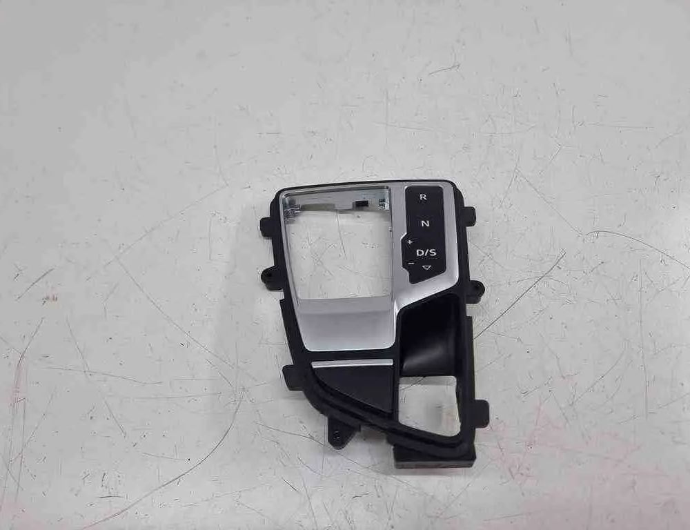 AUDI A4 B9/8W (2015-2024) Plastový obklad páky prevodovky 8w2713111c 32443254