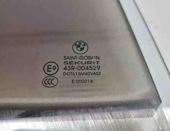 BMW 5 Series F10/F11 (2009-2017) Pravé zadné dvere okenné sklo 32586582