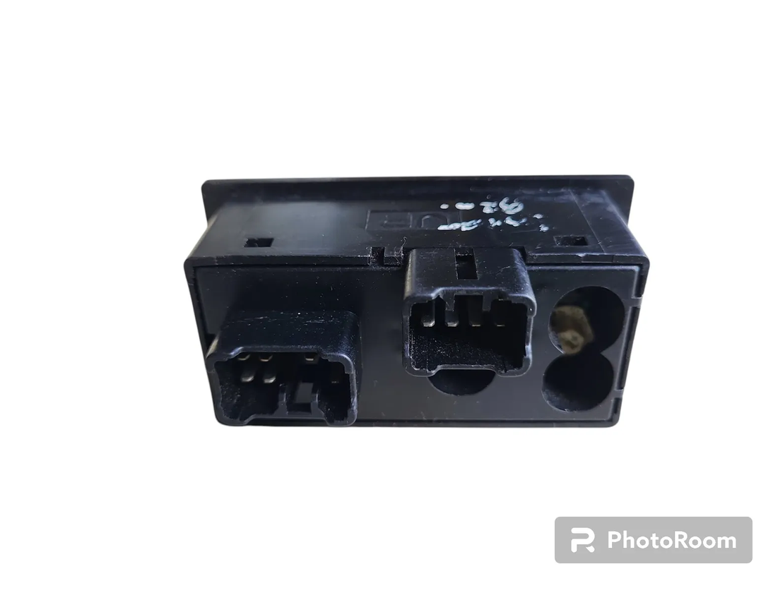 ISUZU Trooper 2 generation (1991-2003) Переключатель регулировки зеркала ID11346 31363796