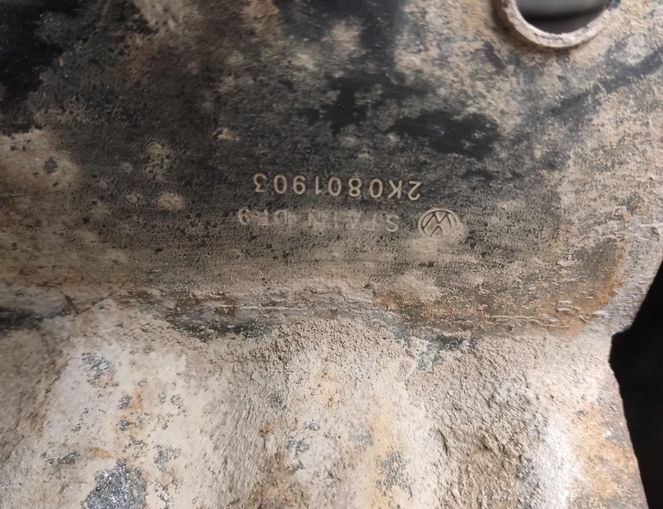 VOLKSWAGEN Caddy 3 generation (2004-2015) Spare Tire Wheel Mount 2k0801903 31540346