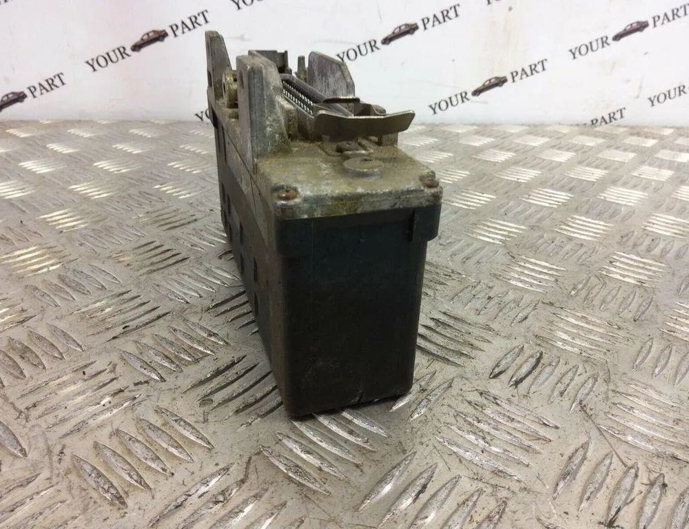 MERCEDES-BENZ E-Class W124 (1984-1997) ABS control unit 0055455132 30981563