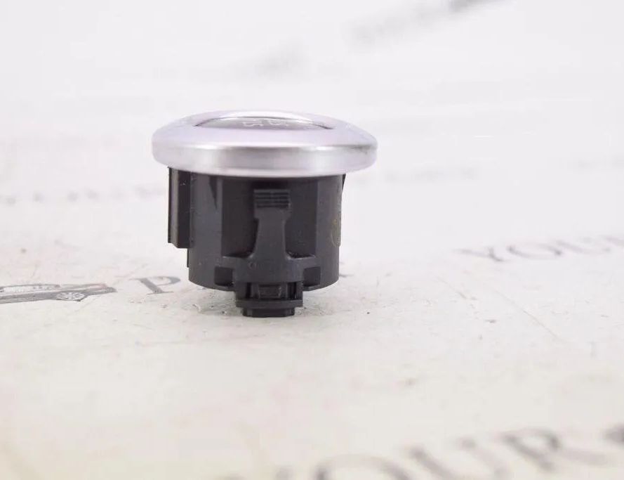 BMW 3 Series E90/E91/E92/E93 (2004-2013) Ignition Button 6949913 30983403