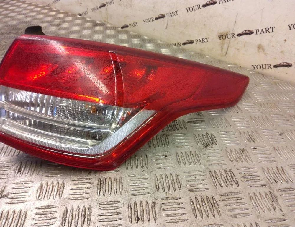 FORD Kuga 2 generation (2013-2020) Фонарь задний правый CV4413404BG 30990125
