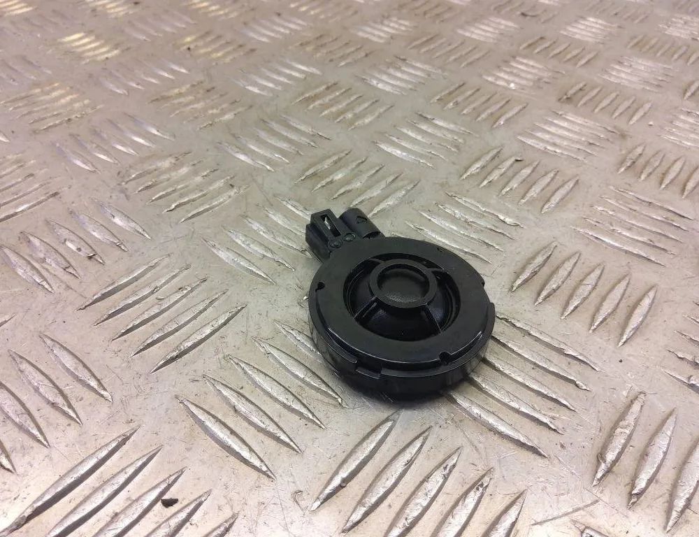 AUDI Q3 F3 (2018-2024) Front Right Door Loudspeaker 8X0035399D 30990130