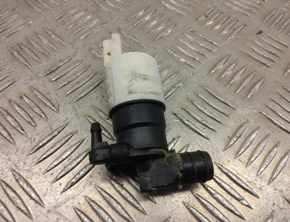 PEUGEOT RCZ 1 generation (2010-2014) Моторчик бачка омывателя 9632984980 30999484