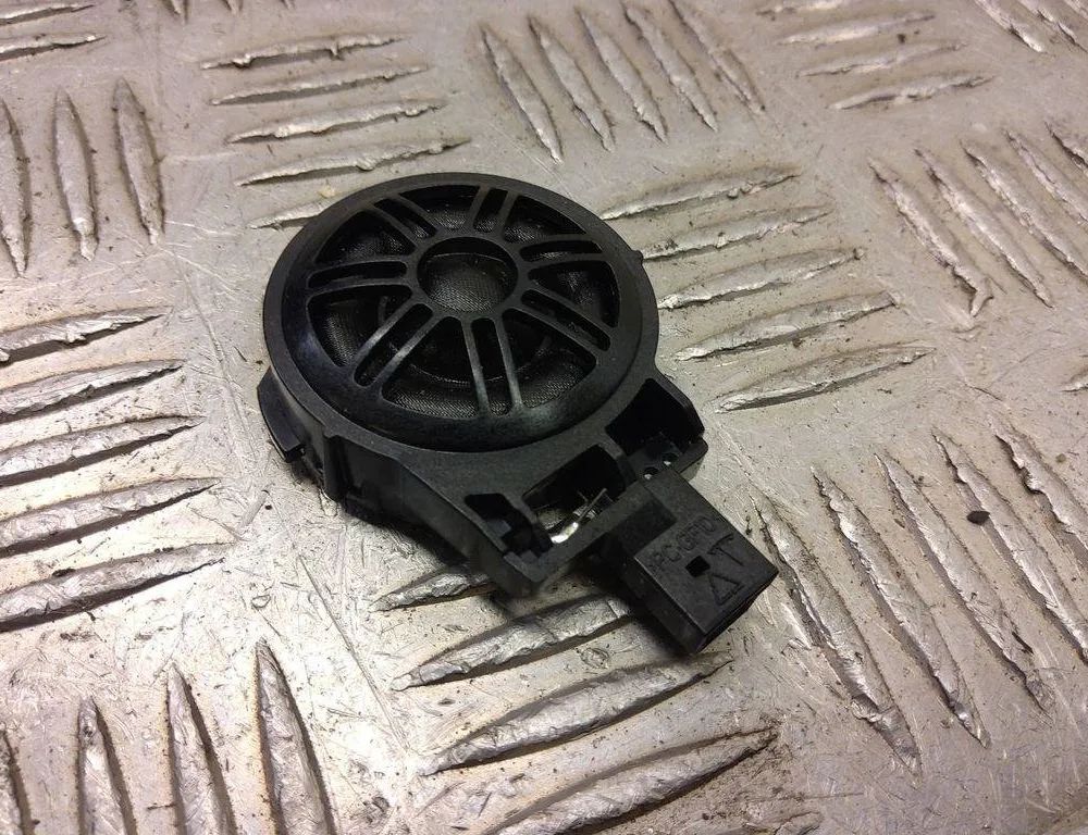 TESLA Model 3 1 generation (2017-2024) Колонка  дверей передняя правая 107974100a 31000680