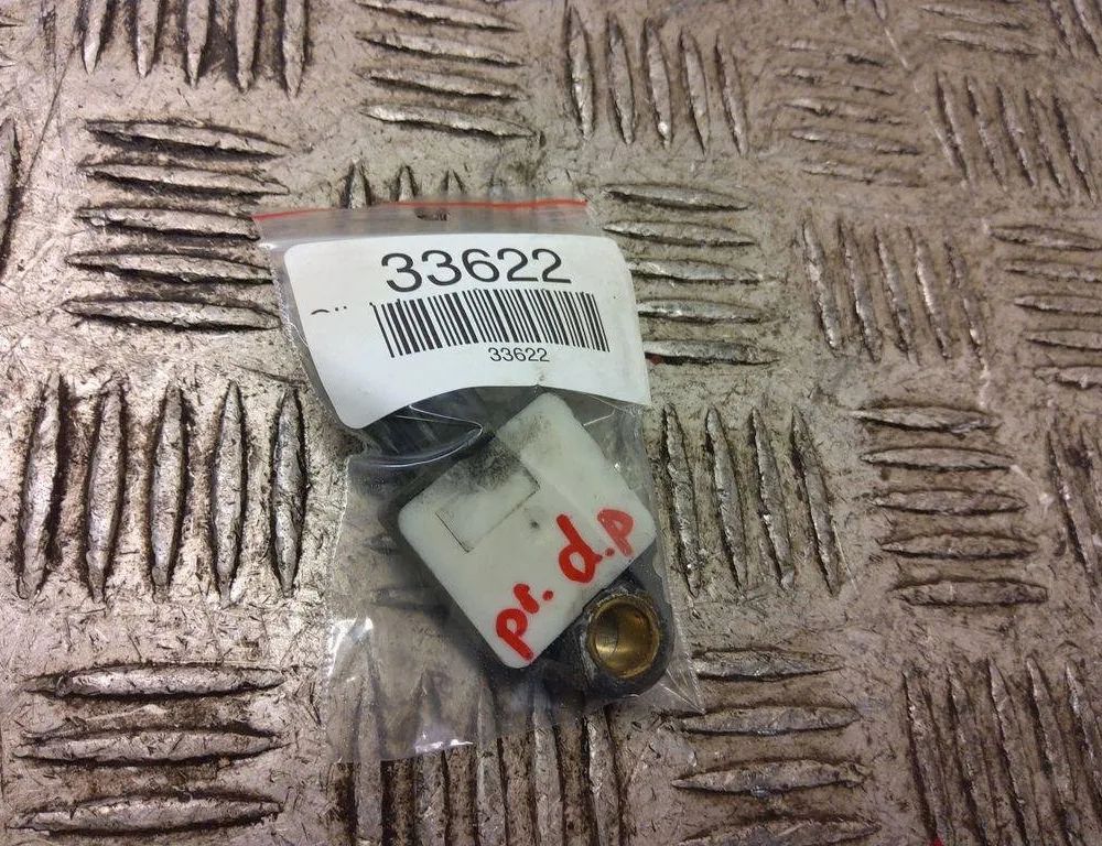 MITSUBISHI Outlander 2 generation (2005-2013) Predný ľavý senzor nárazu 8651A002 31000856