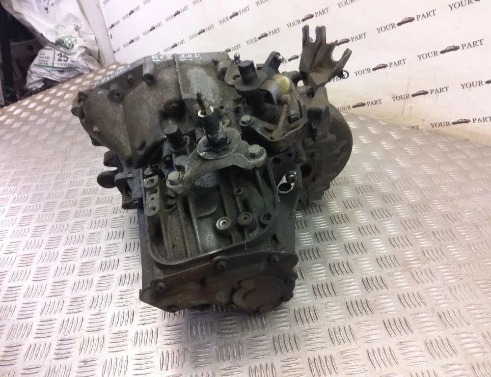 PEUGEOT RCZ 1 generation (2010-2014) Коробка передач 31005208
