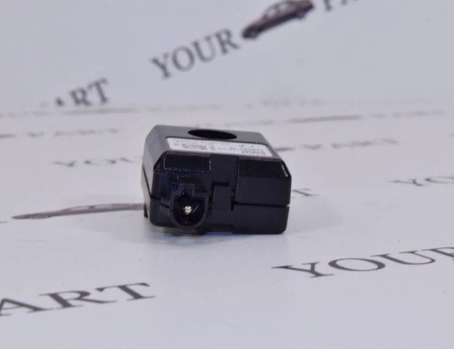 BMW 3 Series F30/F31 (2011-2020) Bootlid Antenna Amplifier SY9231466 31006952