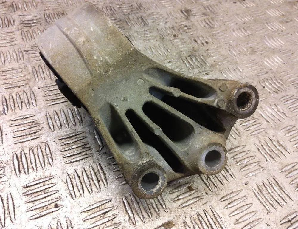 CHEVROLET Captiva 1 generation (2006-2018) Predný motorový nosník X01187 31007312