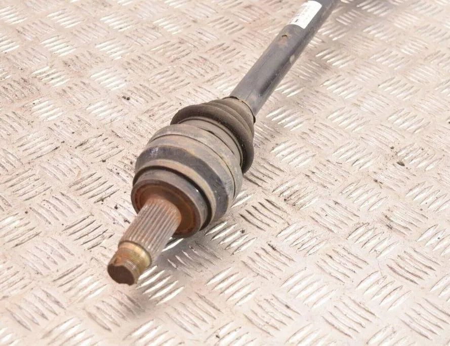 BMW 5 Series F10/F11 (2009-2017) Pravý zadný hnací hriadeľ 7581027 31014021