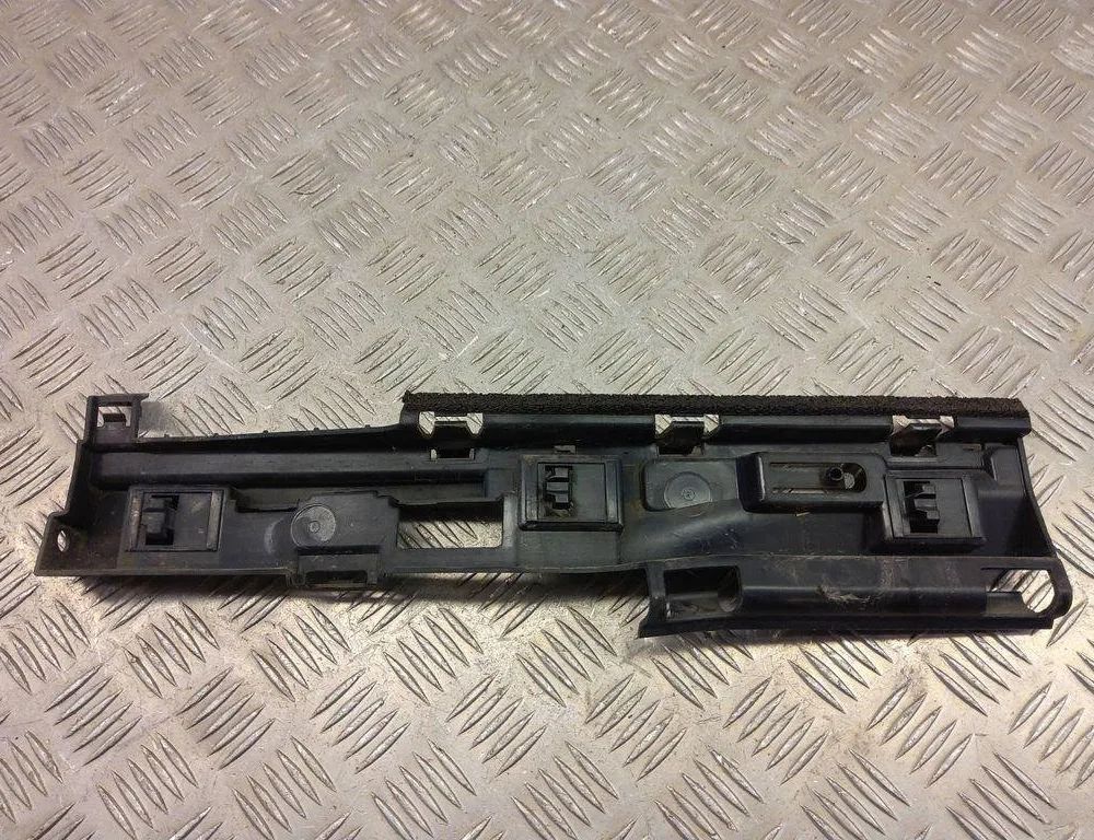 BMW X1 F48/F49 (2015-2023) Práhový lem 7332333 31024425