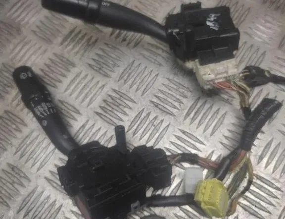 TOYOTA Avensis 2 generation (2002-2009) Turn switch knob 173820 32011071