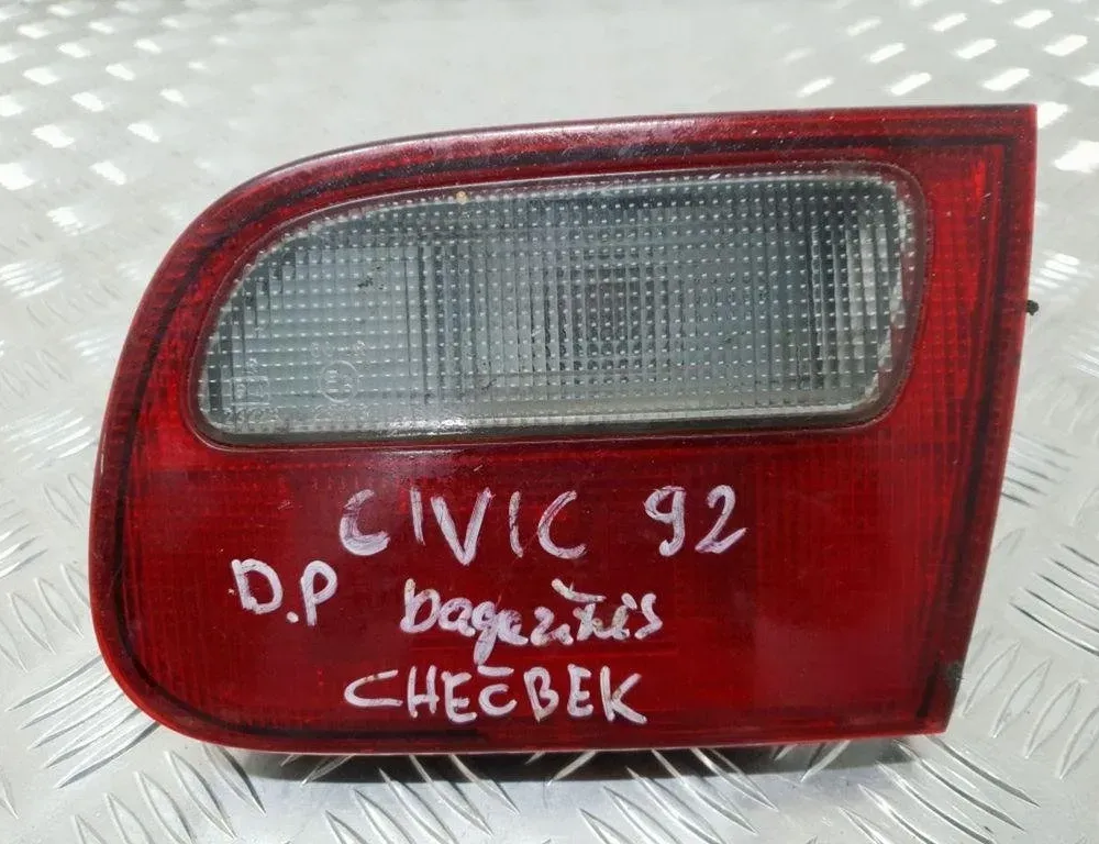 HONDA Civic 6 generation (1995-2002) Pravé zadné svetlo na kufri 0431124 32018843