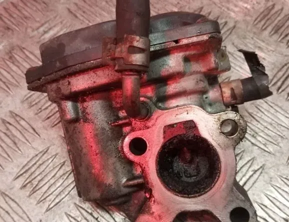 TOYOTA Yaris 2 generation (2005-2012) Егр клапан 2580033010 33439095