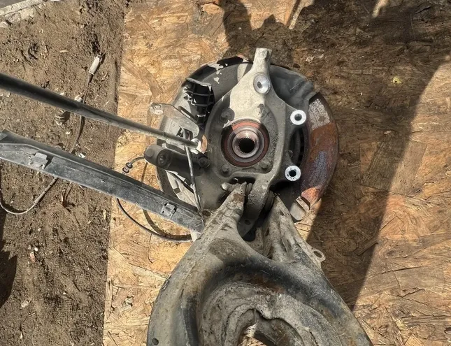 MERCEDES-BENZ C-Class W204/S204/C204 (2004-2015) Front Right Wheel Hub 2043503008,0729221,#F4041 26874770