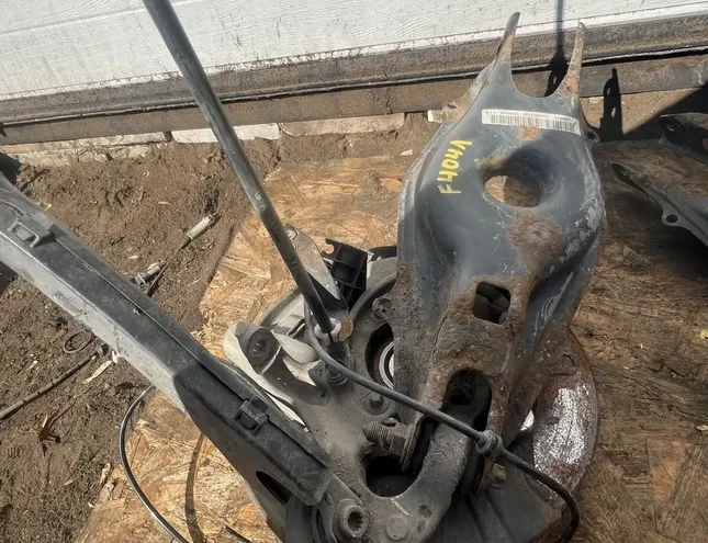 MERCEDES-BENZ C-Class W204/S204/C204 (2004-2015) Front Right Wheel Hub 2043503008,0729221,#F4041 26874770