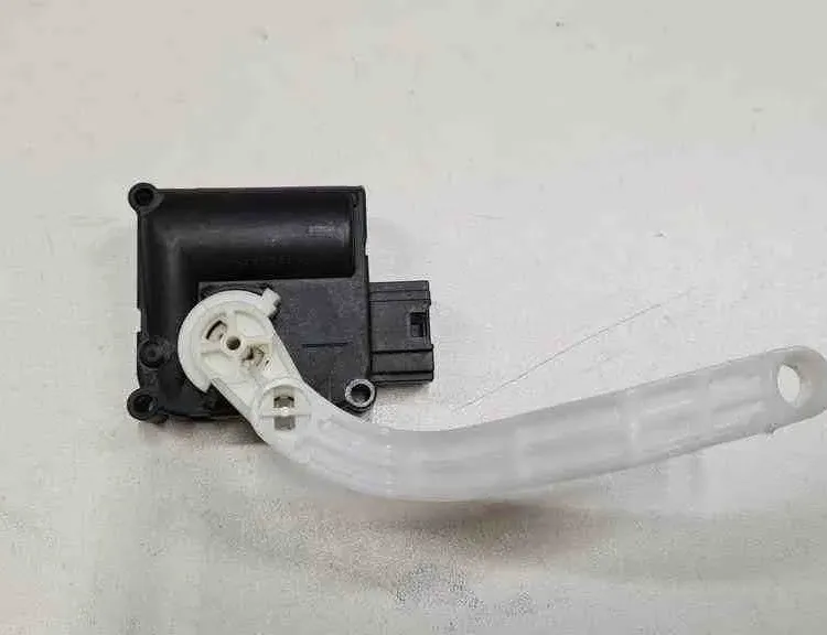 AUDI A6 C6/4F (2004-2011) Interior Heater Flap Motor Actuator 0132801369,4F0820511B 32713626