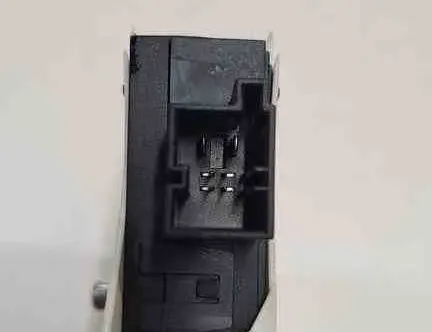 AUDI A6 allroad C6 (2006-2011) Motor regulátora okna ľavých predných dverí 4F0959802D,1101997008201,977272101 32713913