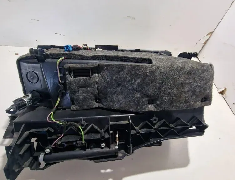 MERCEDES-BENZ C-Class W204/S204/C204 (2004-2015) Glove Box A2046802691,107220 34174051