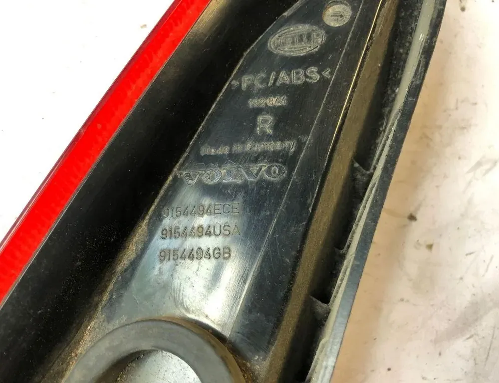 VOLVO XC70 2 generation (2000-2007) Ľavé zadné koncové svetlo 9154494USA,9154494GB,9154494ECE,9154494 34169044