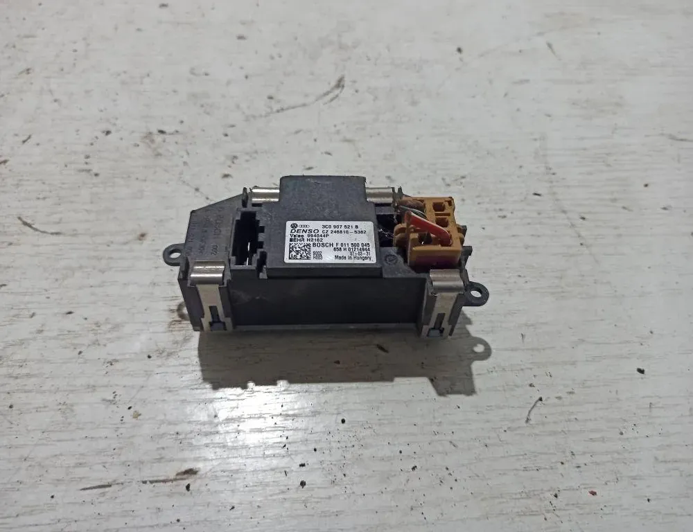 VOLKSWAGEN Golf 8 generation (2019-2023) Blower fan relay 994044P,3C0907521B,2468105382,F011500045 34165698