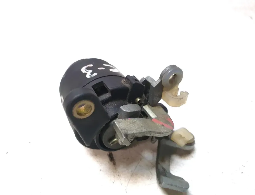 AUDI 100 S3 (1982-1990) Замок крышки багажника 893862055 33515176