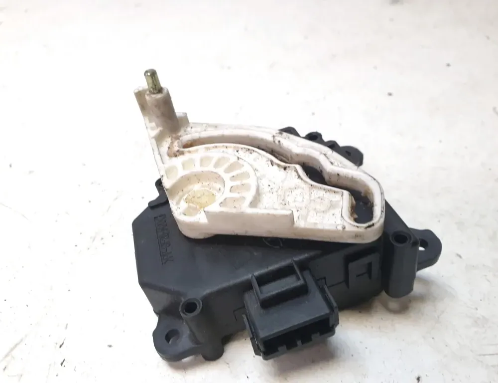 HONDA Accord 7 generation (2002-2008) Ventily na ovládanie vnútorného kúrenia 0638000041 33585770