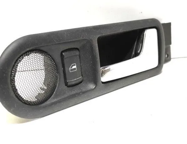 VOLKSWAGEN Passat B5 (1996-2005)  Правая задняя внутренняя ручка открытия 3B0839114 31380473