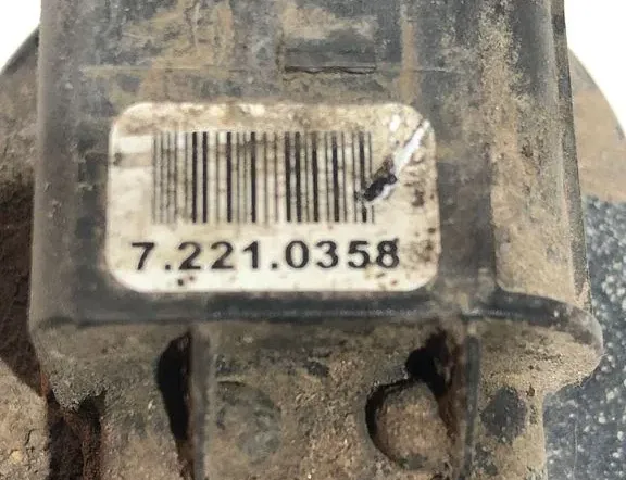 VOLVO XC70 3 generation (2007-2020) Zadný pravý brzdový strmeň 36001375 33311421