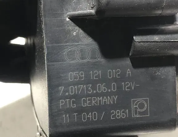 AUDI A8 D2/4D (1994-2002) Моторчик циркуляции охлаждения 11T0402861,059121012A 33311941