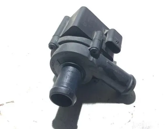 AUDI A8 D2/4D (1994-2002) Моторчик циркуляции охлаждения 11T0402861,059121012A 33311941